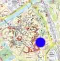 Wybrana ulica zostaa zaznaczona na planie centrum miasta niebiesk kropk